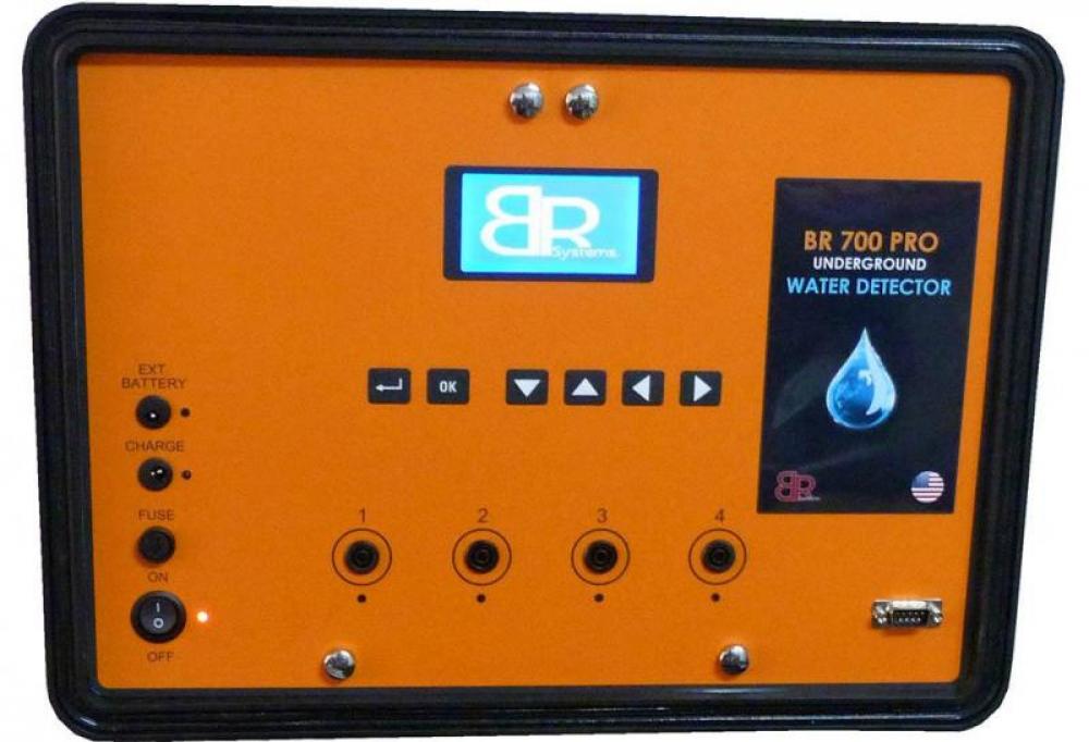 اجهزة كشف مياه جوفيه وابار ارتوازيه  BR 700  PRO